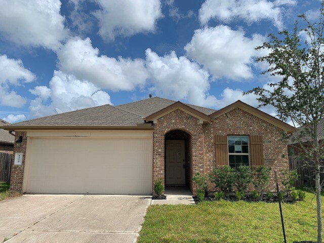 Primary Photo - 8219 Ivy Wood Ct