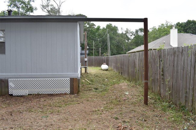 Building Photo - 22530 Yancy Rd