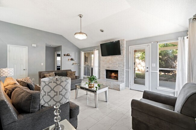 Building Photo - 8525 Mystic Trail