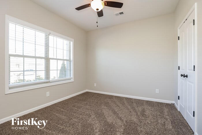 Building Photo - 1285 Winterset Dr