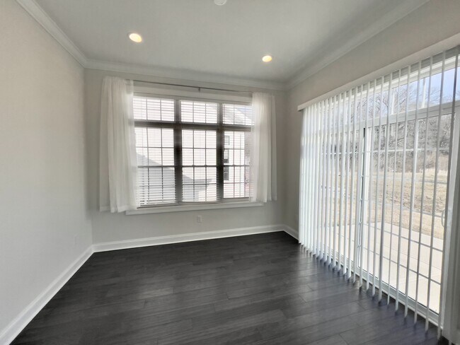 Building Photo - 110 Samjan Cir