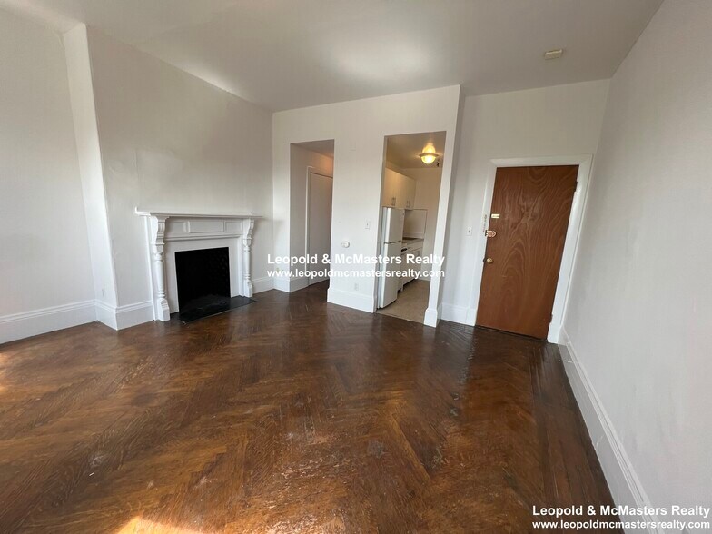 Building Photo - 24 Mt Vernon St