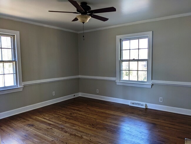 Building Photo - 2920 Berkley Dr