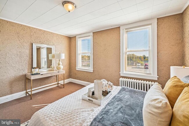 Building Photo - 5632 Belair Rd