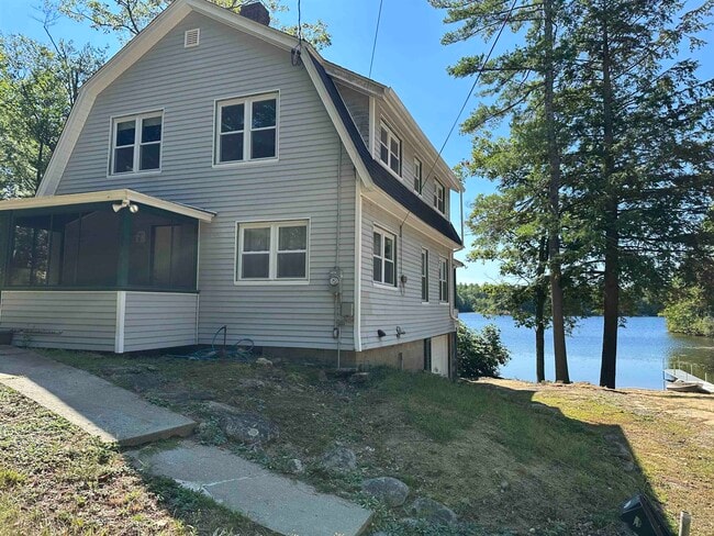 Building Photo - 92 Thayer Rd