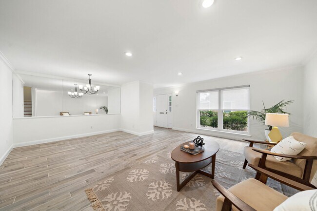 Building Photo - 6434 Burgoyne Rd