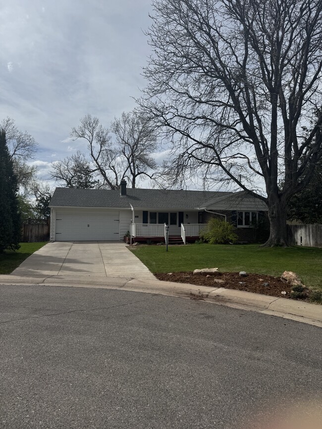 Primary Photo - 3045 S Holly Pl