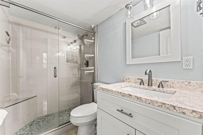 Building Photo - 4502 N Federal Hwy