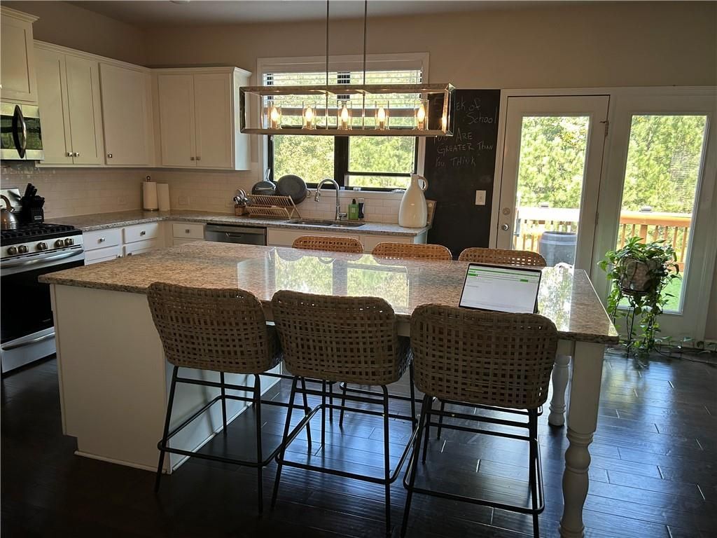 Building Photo - 3137 Cove View Ct SE