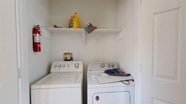 Building Photo - 301 Nimitz St