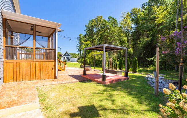 Building Photo - 108 Wilson Farm Ln