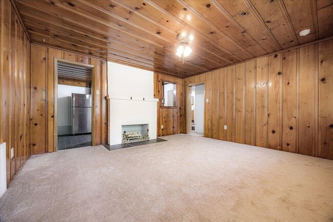 Building Photo - 171 Palisade St
