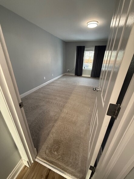 Building Photo - 6522 E 9th Ave