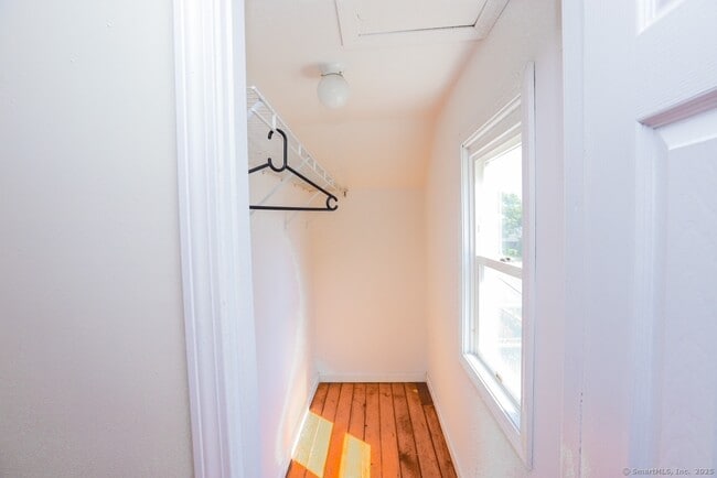 Building Photo - 257 Litchfield St