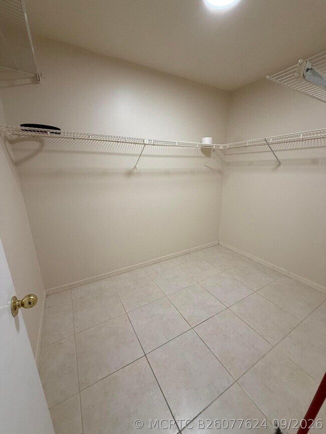 Building Photo - 1180 Carlton Ct
