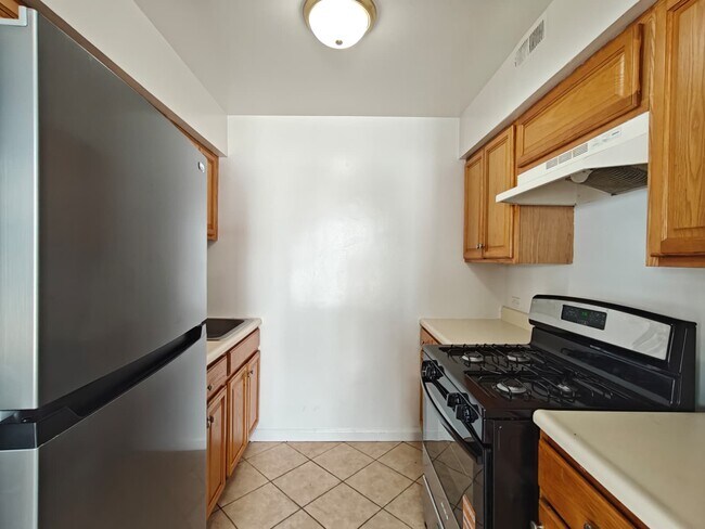 Building Photo - 4891 Stenton Ave