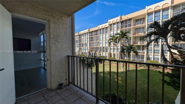 Building Photo - 851 Three Islands Boulevard