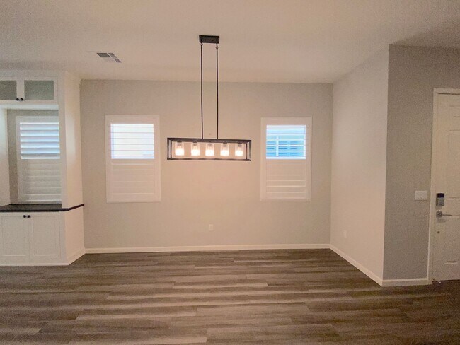 Building Photo - Built 2022 Sparks Spanish Springs 4+ Bedro...