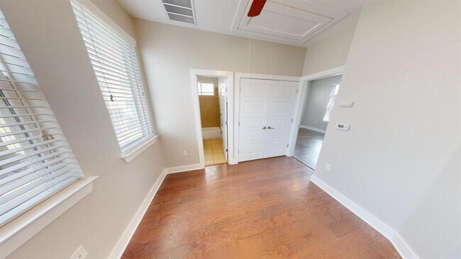 Building Photo - 2021 Geniveive Ln