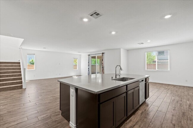 Building Photo - Spacious 5-bedroom home in gated community