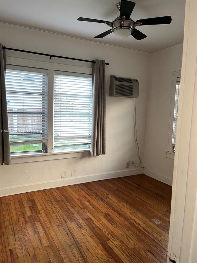 Building Photo - 1512 Harrison St