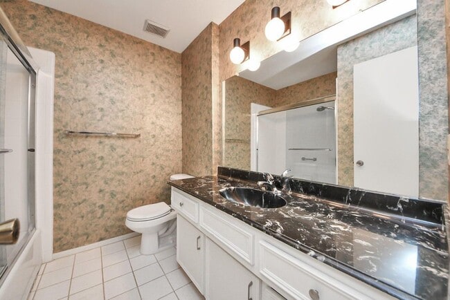 Building Photo - 3021 Teague Rd