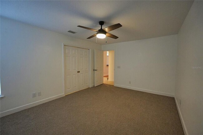 Building Photo - 118 Becket Ln