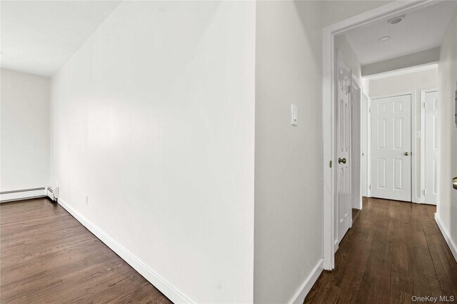 Building Photo - 67-07 Selfridge St