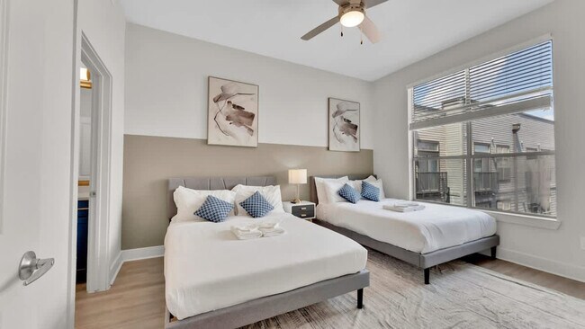 Building Photo - 2901 Indiana St