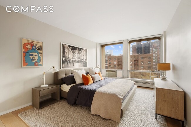 Building Photo - 343 E 30th St