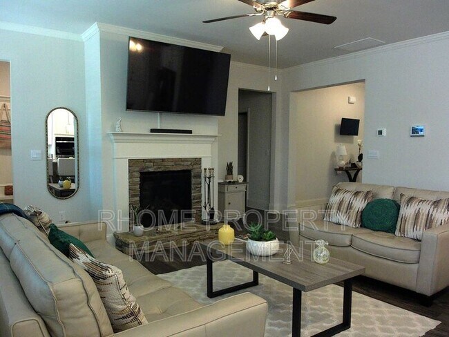 Building Photo - 9926 Stretford Rd