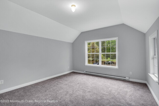 Building Photo - 5 Dugans Ln