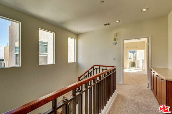 Building Photo - 6532 S Para Way