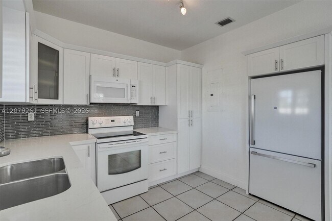Building Photo - 12232 SW 148th St