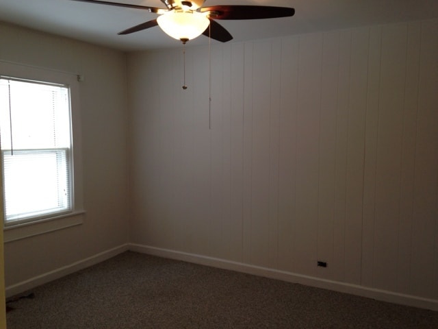 Building Photo - Quaint Cottage in Fairview