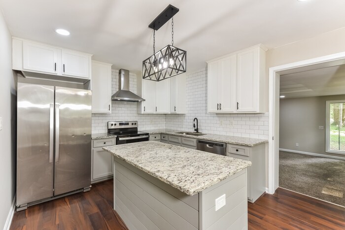 Building Photo - 2362 Macon Dr SW