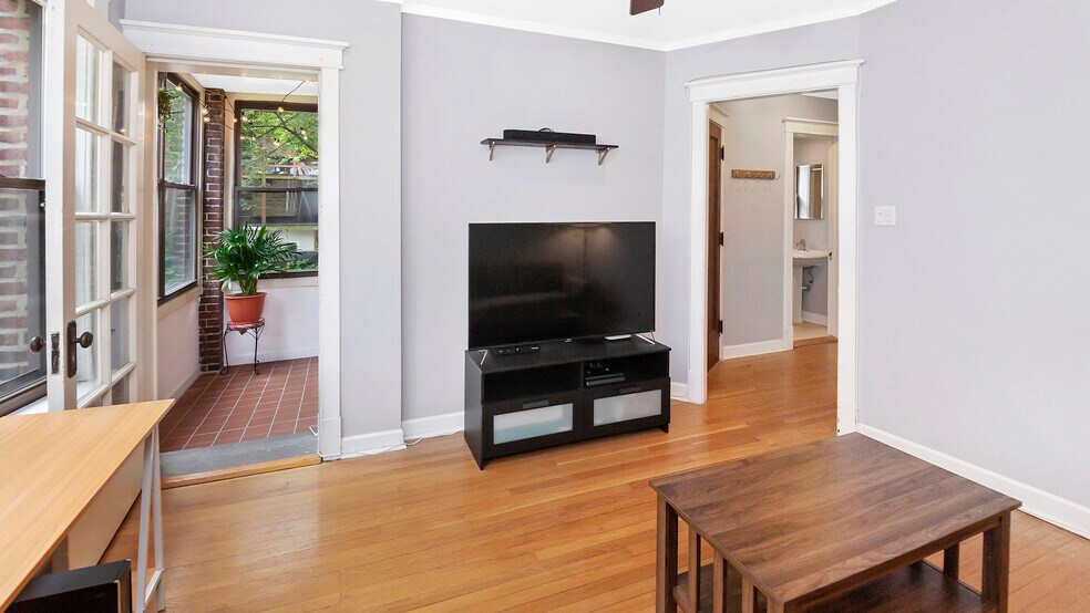 Building Photo - 3117 N Orchard St