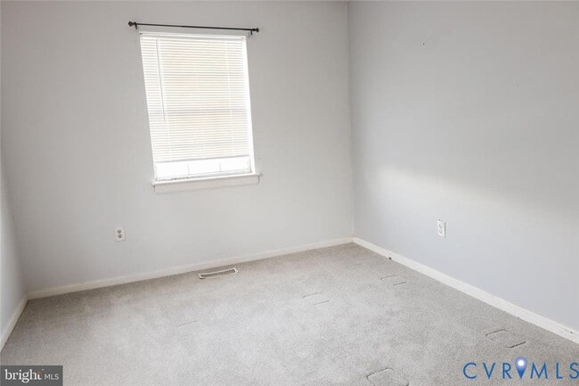 Building Photo - 3221 Hunters Mill Dr