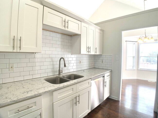 Building Photo - 1404 Marla Ct