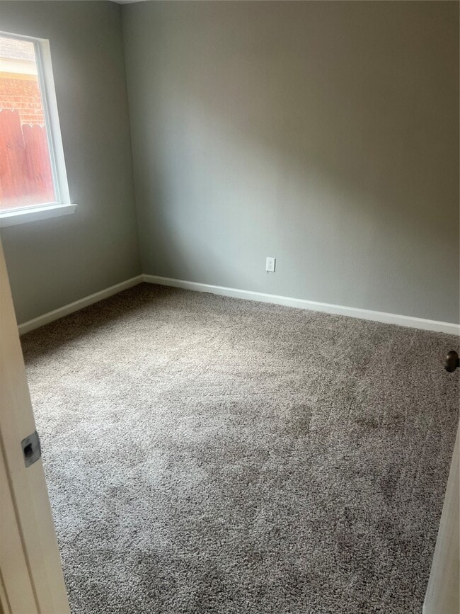 Building Photo - 5022 Canyon Blanco Dr