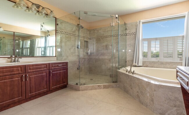 Building Photo - 122 SW 164th Terrace