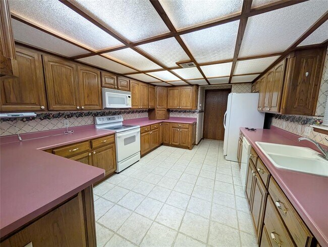 Building Photo - 12327 Greenlea Chase W