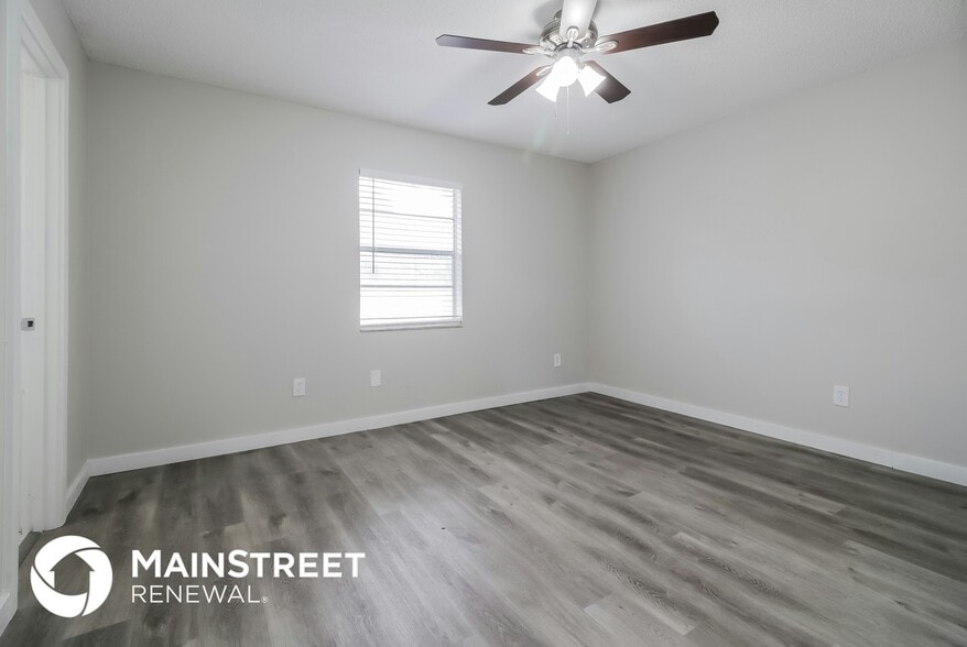 Building Photo - 1310 Cypress Ave