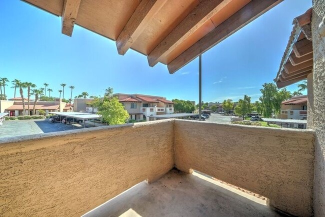 Building Photo - READY TO VIEW NOW! -HALF OFF FIRST MONTH R...