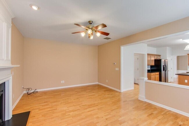 Building Photo - 1510 Chestnut Springs Rd