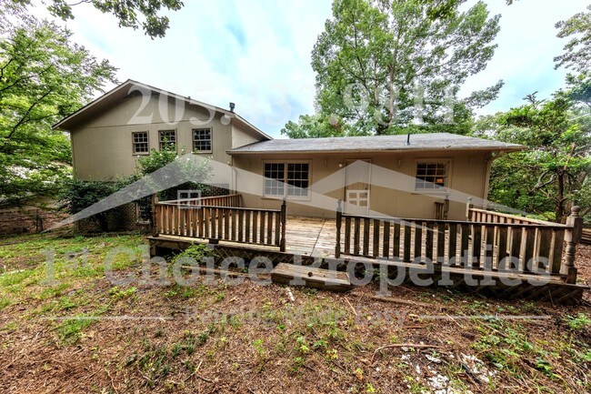 Building Photo - 1620 5th Pl NW