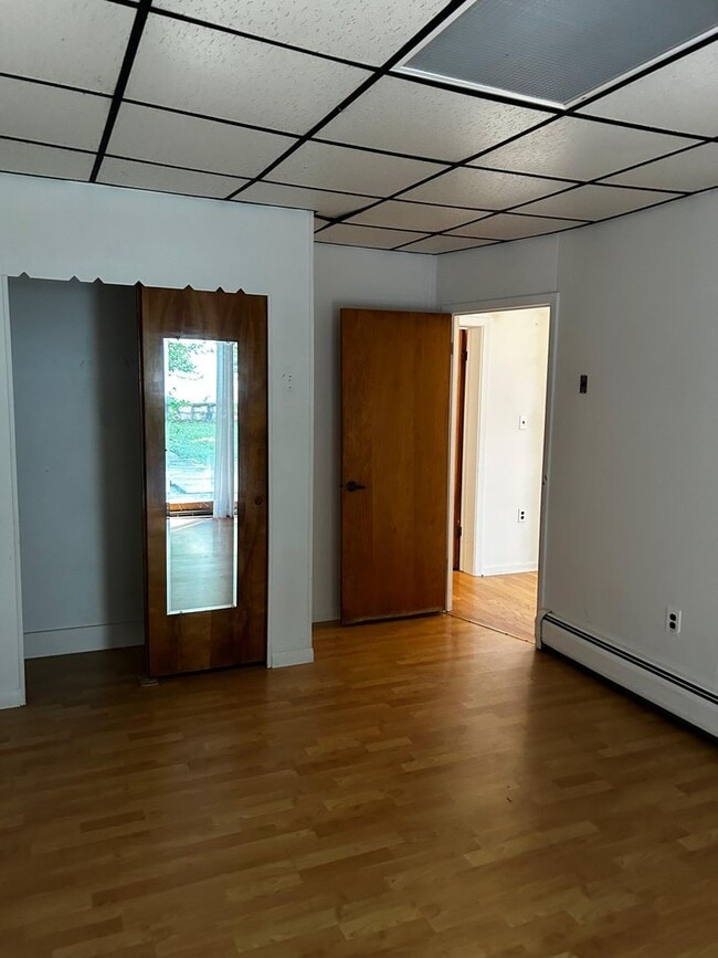 Building Photo - 308 North Blakely Street