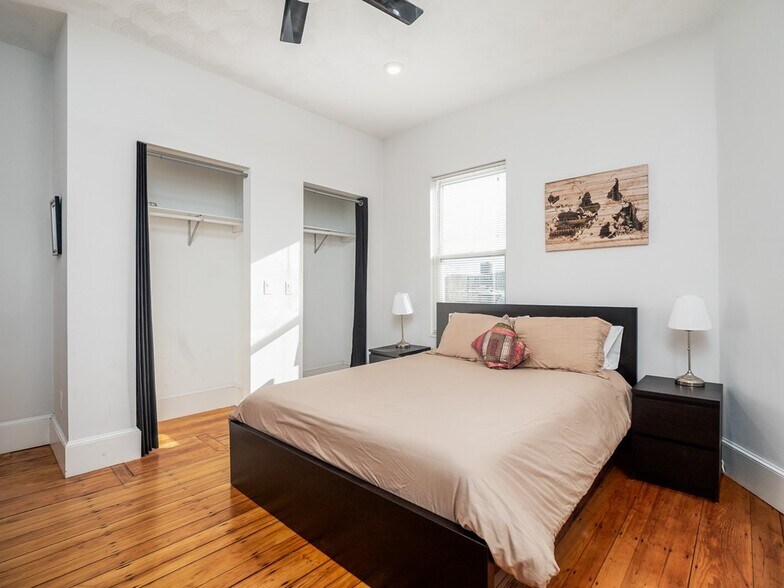 Primary Photo - 2 Buckley Ave