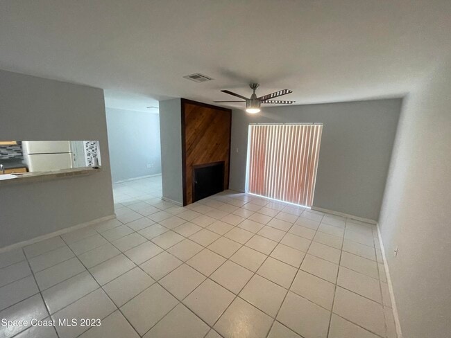 Building Photo - 146 Richardson St SE