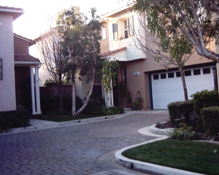 Primary Photo - 2525 Villamonte Ct